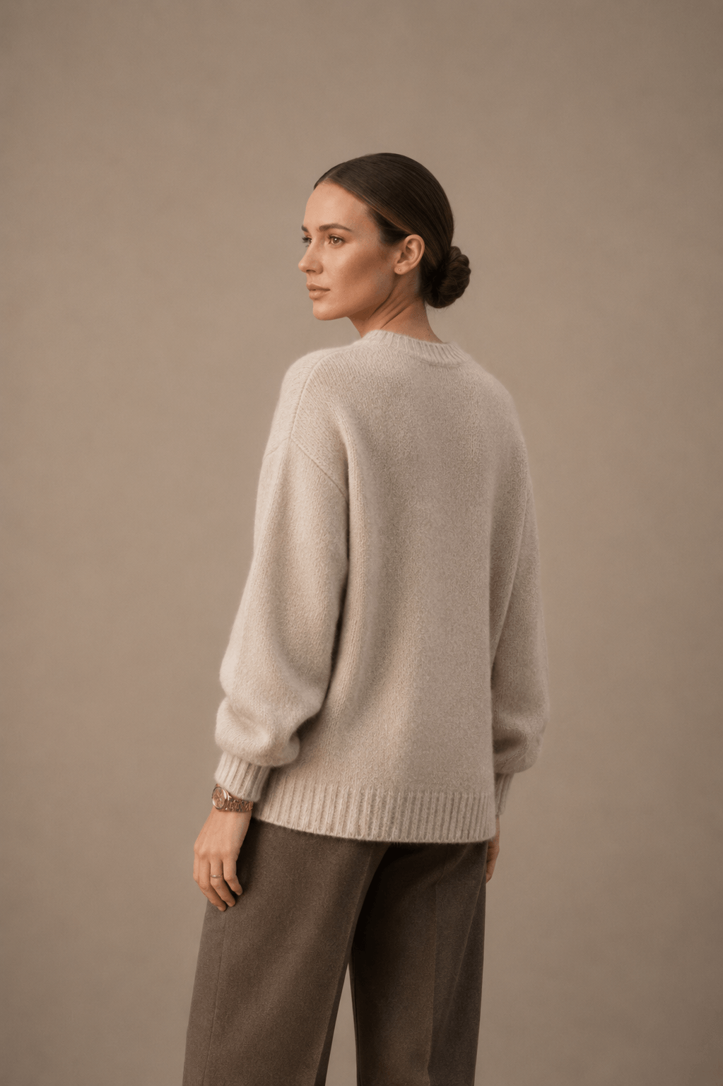 Crewneck-Pullover aus weichem gebürstetem Strick fur Damen