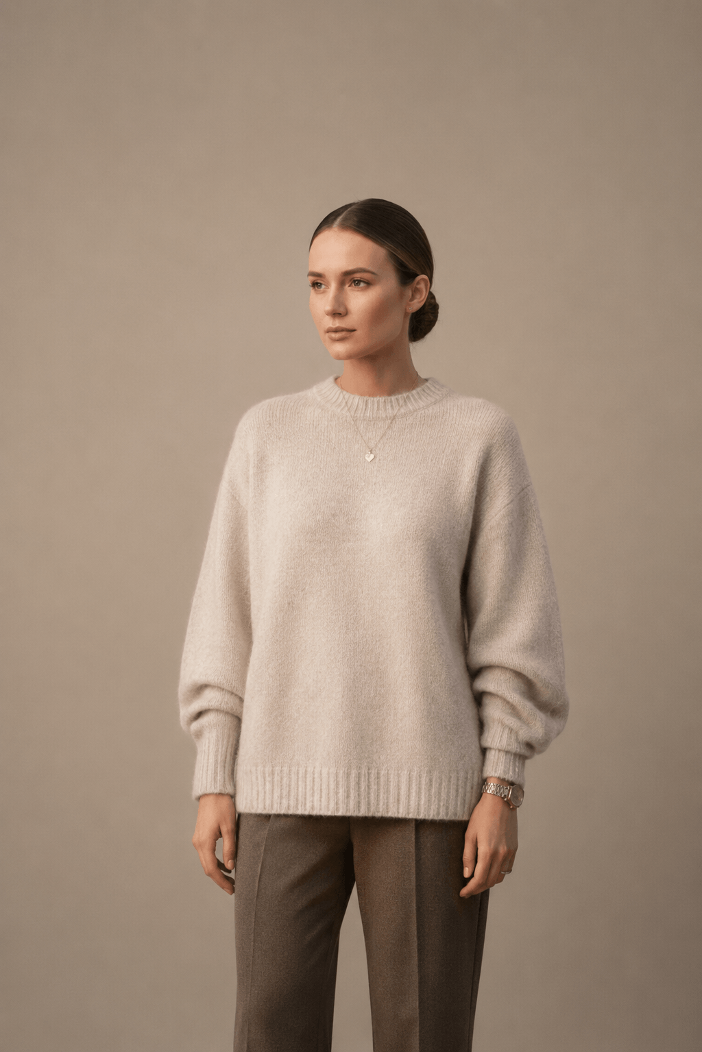 Crewneck-Pullover aus weichem gebürstetem Strick fur Damen